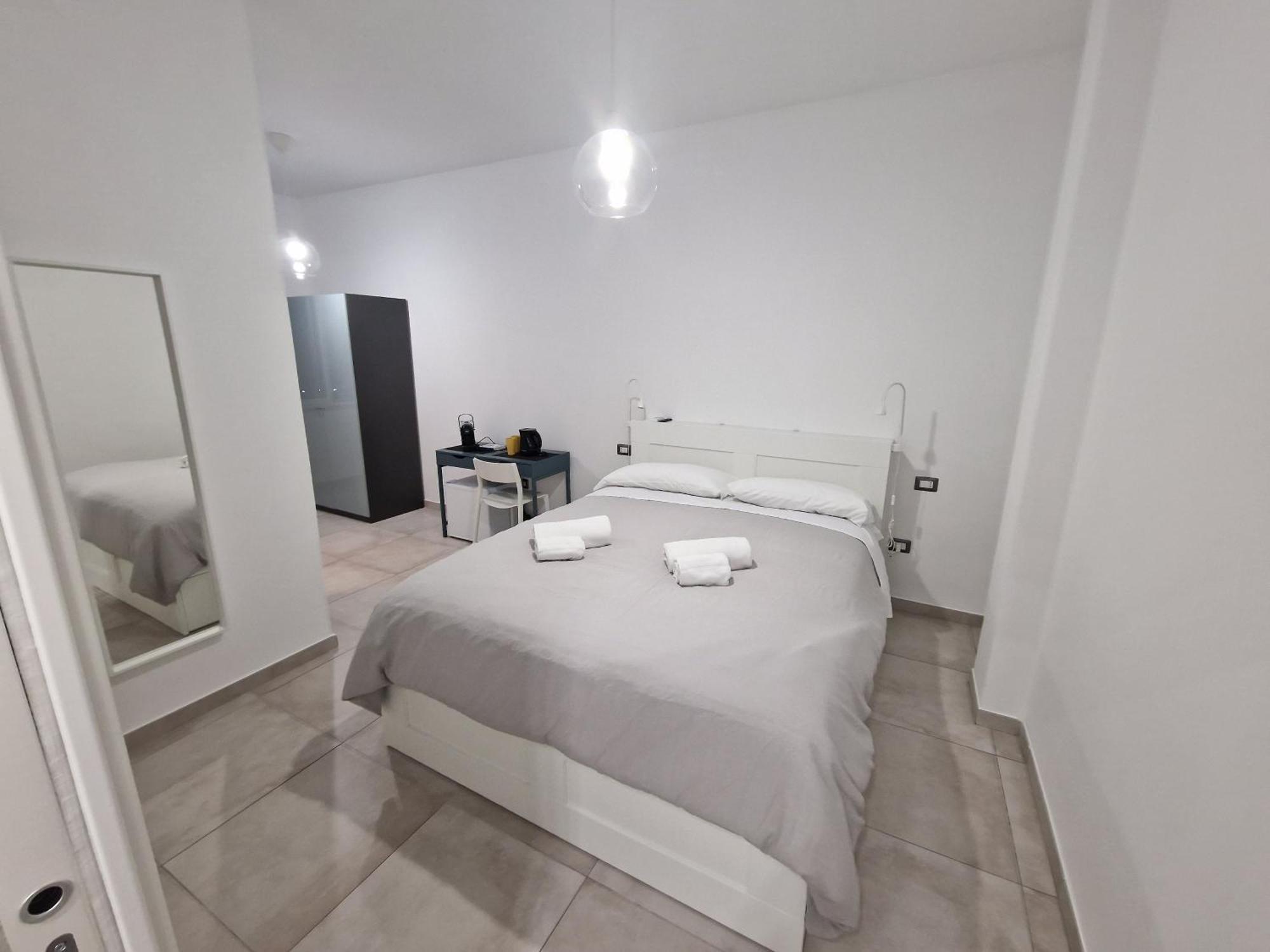 Neapolitan Skyscraper Suites Экстерьер фото